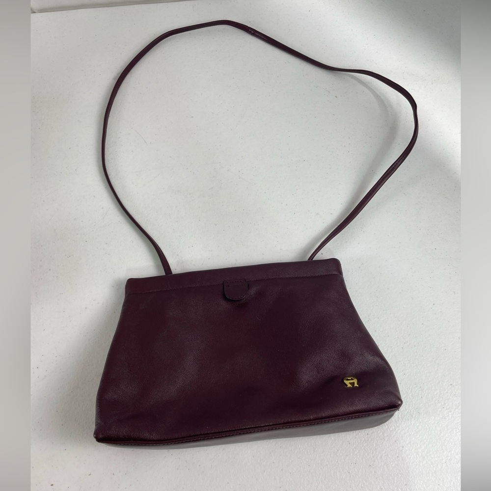 Etienne Aigner Vintage Classic Dark Burgundy Leather Flex-Frame Shoulder Bag
